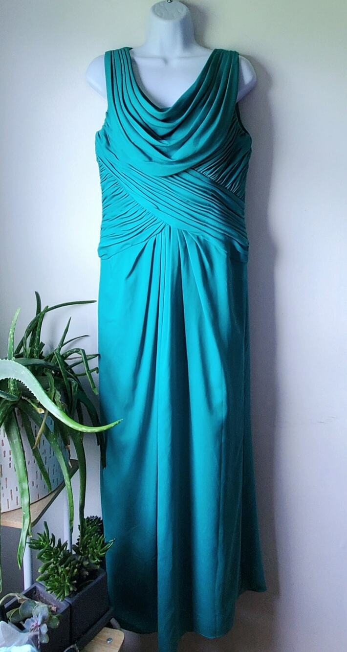 Patra Womens Green Chiffon Draped Collar Long Dress Size 12P Wedding Cocktail